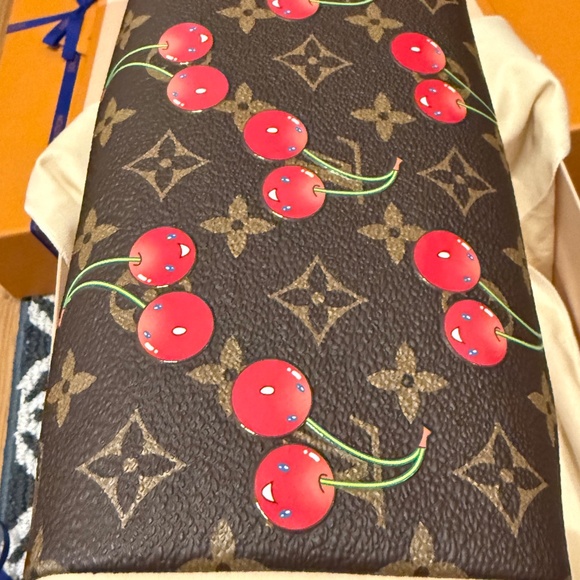 Louis Vuitton x Takashi Murakami 2025 Cherry Speedy Bandoulière 20 NEW in box - Picture 5 of 12